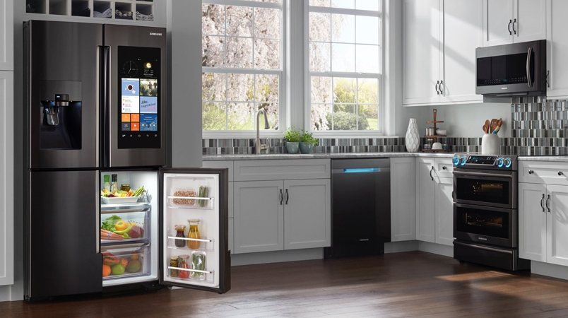 Nevera Samsung Family Hub instalada en una cocina moderna en Cartagena